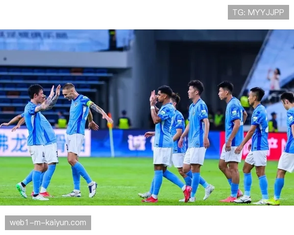 深圳新鹏城防守纪律性不足 红牌后崩盘暴露心理问题