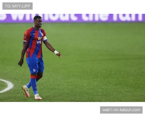 曼城中卫组合被迫重组 格伊因注册时间问题无联赛杯参赛资格